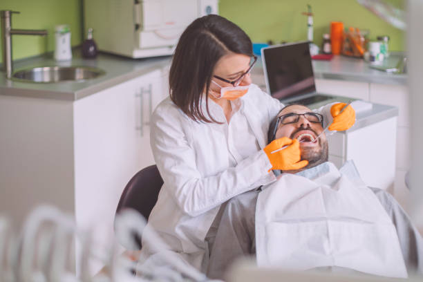 Best Emergency Tooth Extraction in Paola, KS